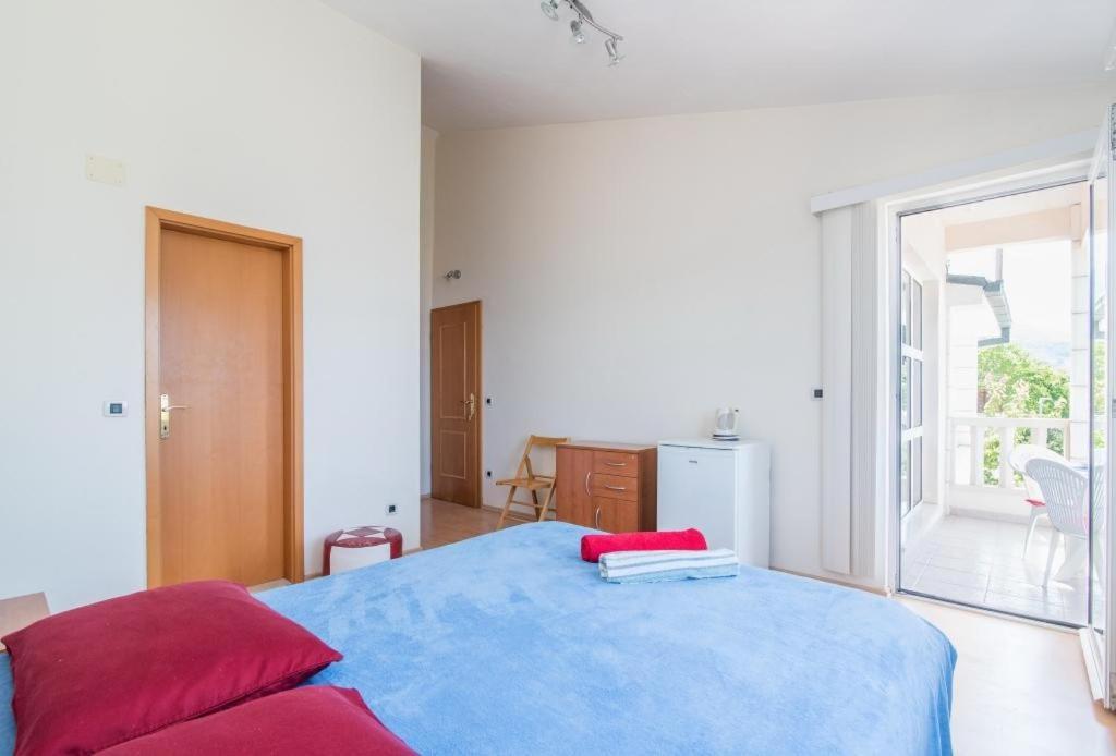 Studio Apartment Brela Zimmer foto